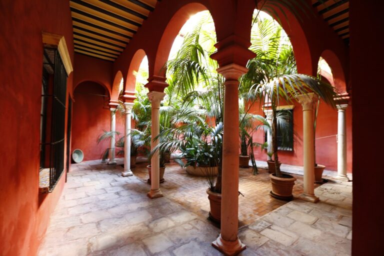 Un legado histórico en el corazón de Sevilla: Casa-palacio del SXVII